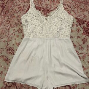 bebe NWT White Lace Chemise Romper